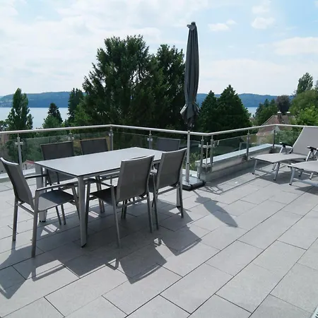 Skyline Apartment *